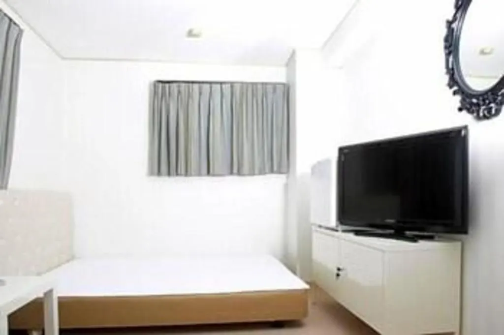 **  Hotel Empire In Shinjuku Tokyo Japan