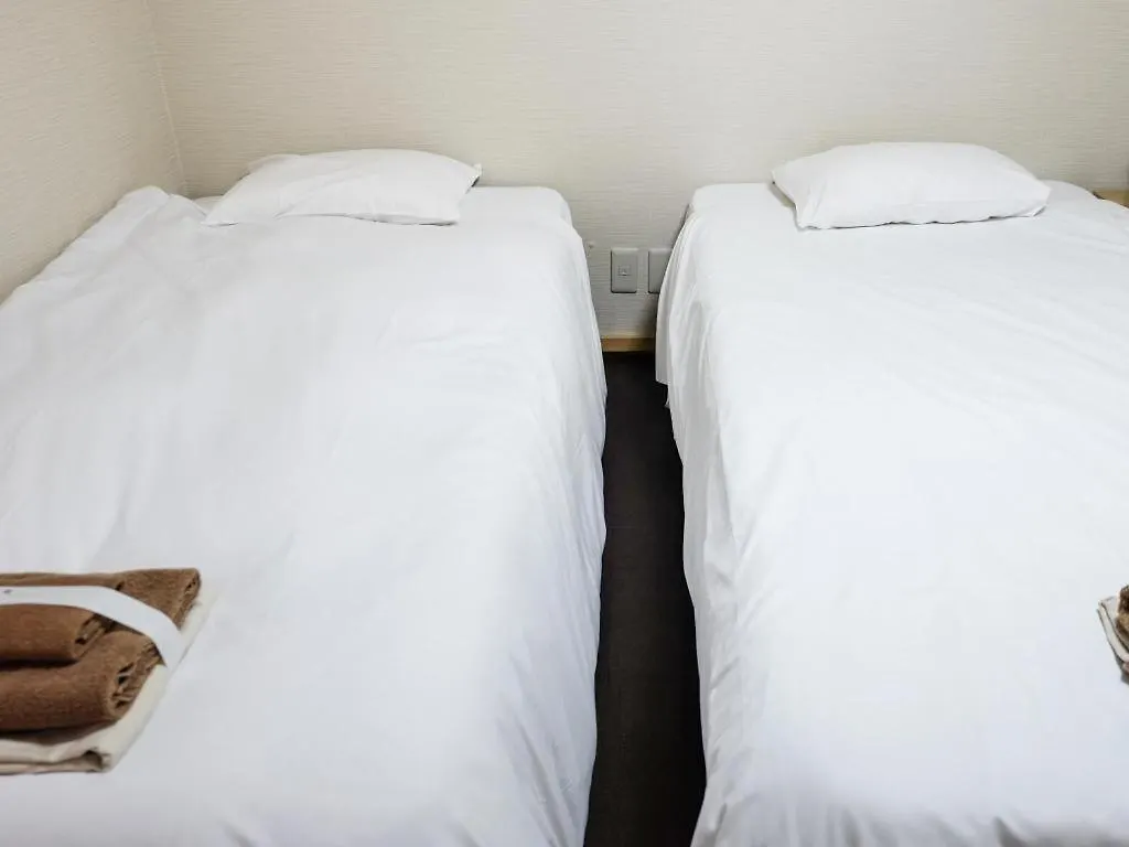 Hotel Empire In Shinjuku Tokyo 2*,